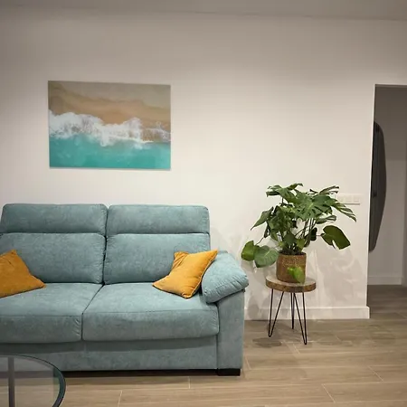 En Segunda Linea De Playa En La Carihuela Apartamento *
